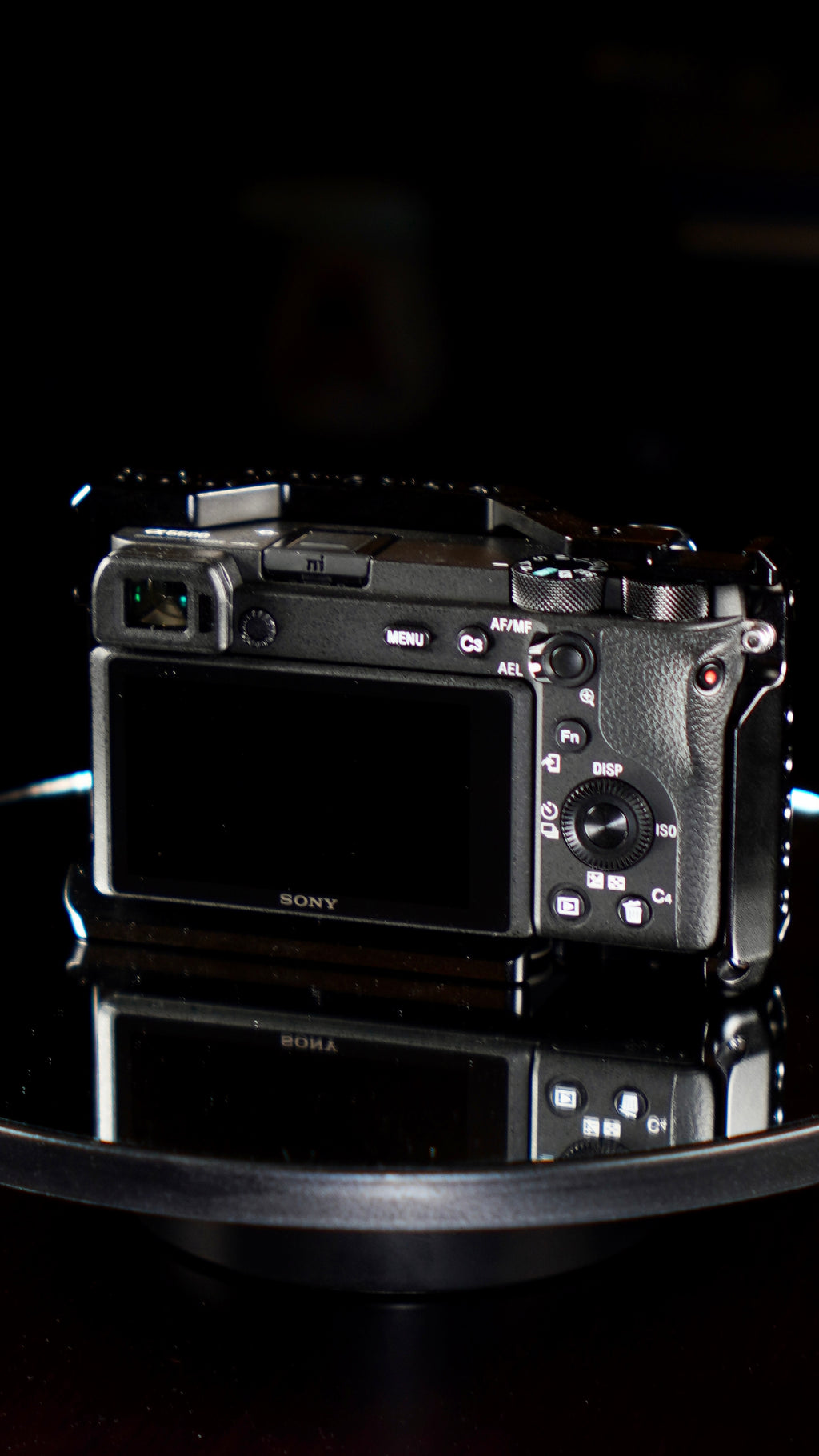 *NEW* Sony A6600 Mirrorless Camera w/ Smallrig Cage *UNUSED MINT CONDITION*