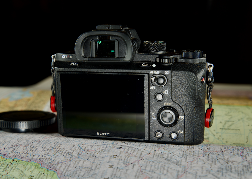 Sony a7RII - Pristine MINT Condition | 42MP Full-Frame | 12,939 Shutter Count