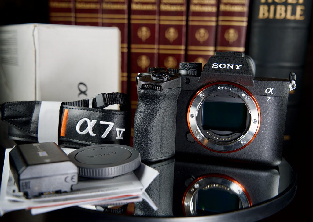 Sony a7V - NEW | Complete In Box | Only 8 Shutter Count - The Best Of The Best