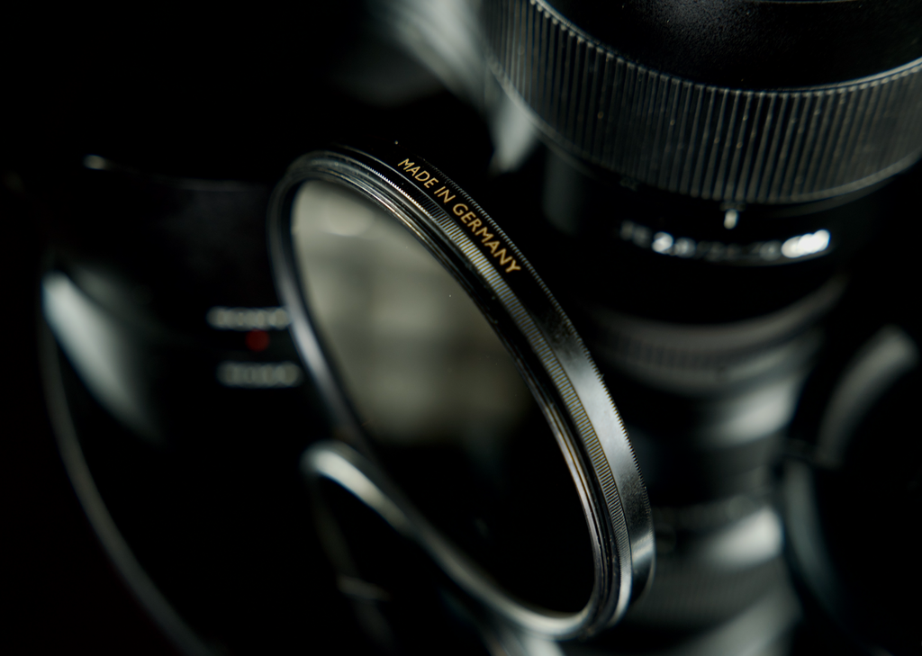Sony FE 24-70mm F2.8 GM - Mint Condition | Professional Standard Zoom | B+W Polarizer Included