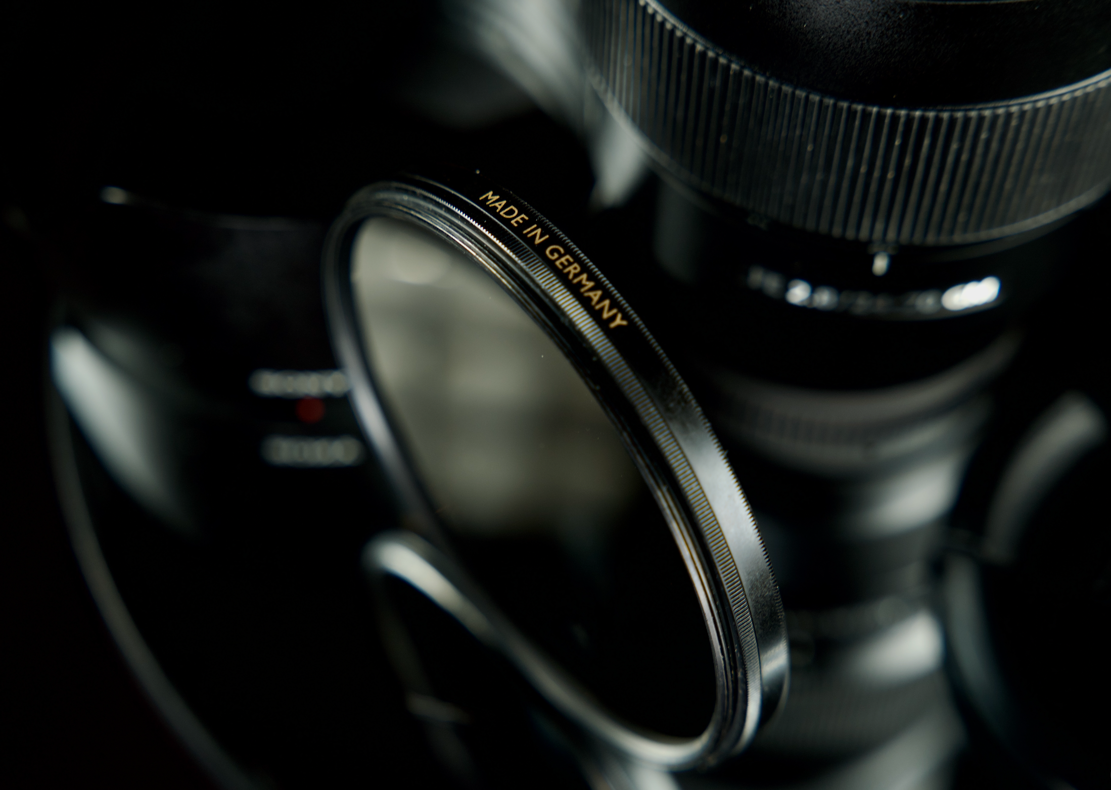 Sony FE 24-70mm F2.8 GM - Mint Condition | Professional Standard Zoom | B+W Polarizer Included