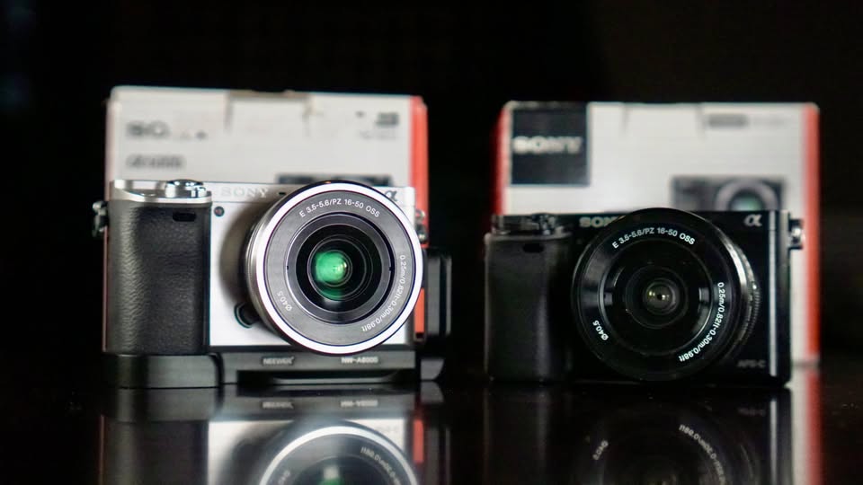 Sony A6000 with 16-50mm Lens LIKE NEW (Black Or Silver Available)